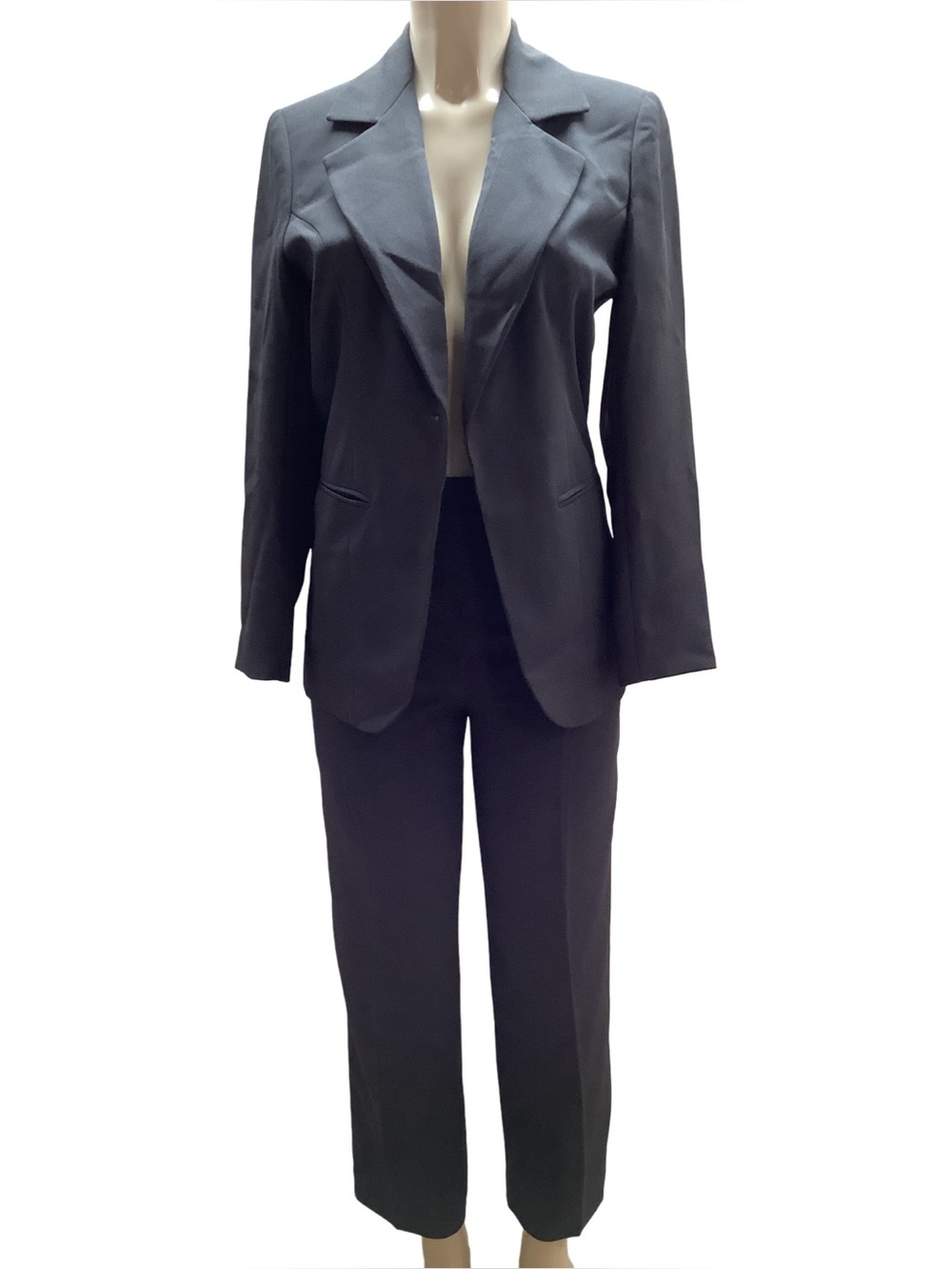 Focus 2000 Size 6P Women's Black Blazer & Pants, Preloved - Missing Coat Button